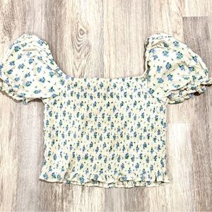 Aerie Cream and Blue Floral Smocked Blouse - small